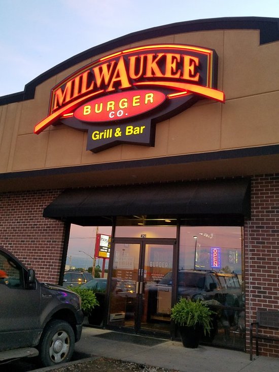 Milwaukee Burger Company Grill and Bar